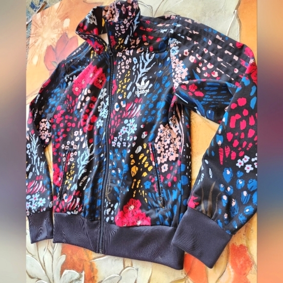 ADIDAS x Farm Rio 2016 Retired Coral Reef Floral Brazil HTF Track Jacket M NWOT - Picture 4 of 15